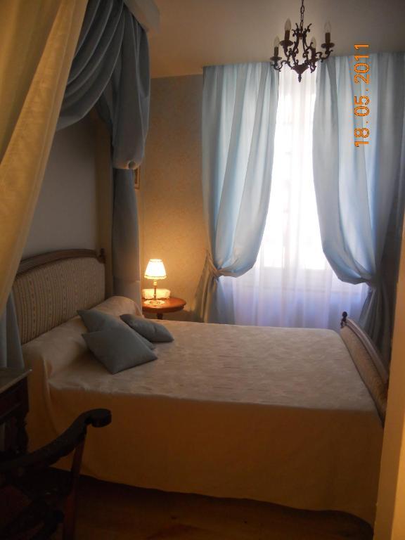 Les Drapiers De Villenouvelle Montauban Zimmer foto